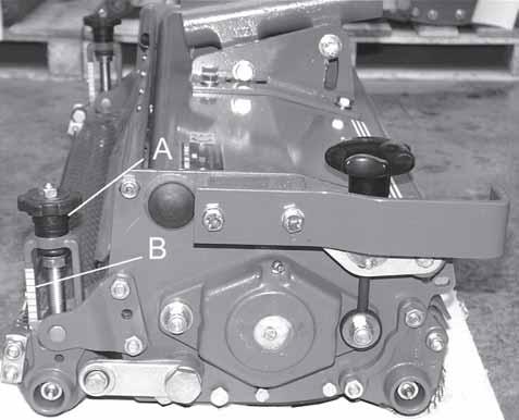 9 ADJUSTMENTS SAFETY AND OPERATORS MANUAL 9.4 HEIGHT OF CUT The height of cut can be set between: 13mm (1/2in) and 80mm (3.2in) on the Sport 200 fixed head.