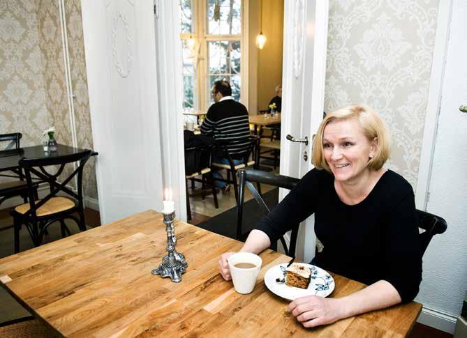Koti & naapurusto ala historiaa kehittyvässä Espoossa TERHI IILÄ, EROBA CAFE Hirsihuvilassa aika pysähtyy.