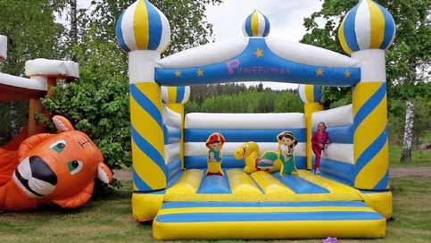 Lapsia oli tällä kertaa aika paljon, noin 20 lasta.