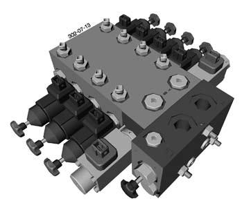 Kiinnittäminen traktoriin Hydrauliliitäntä Hydraulijärjestelmän vähimmäisvaatimus: 1x yksitoiminen hydraulipiiri (EW) paineettomalla paluulinjalla (T) 1x kaksitoiminen hydraulipiiri (DW),