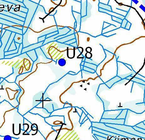 Turbiinipaikka U28 Kasvillisuuskuvaus: Voimakkaasti sammaloitunut ja harvahko puolukkatyypin (VT) kuivahko ja mustikkatyypin (MT) tuore, soistunut kangas, jossa on havaittavissa lievästi