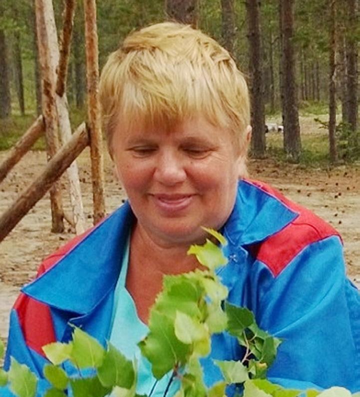 .1.1946 ja ehti ennen Lieksaan kirkkoherraksi tuloaan käydä läpi monipuolisen työuran hoitaen muun muassa yli 20 vuotta omaa parturiliikettään.