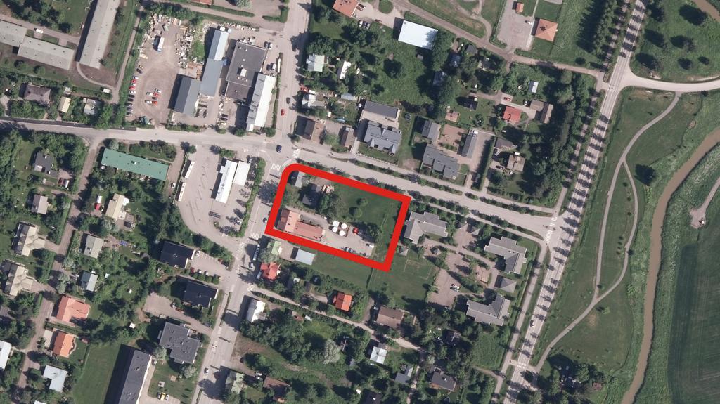 Ilmakuva kaava-alueelta vuodelta 201. Kaava-alueen alustava rajaus esitetty kuvassa unaisella. Flygbild av lanområdet från år 201. Planområdets reliminära avgränsning anges å bilden med rött.