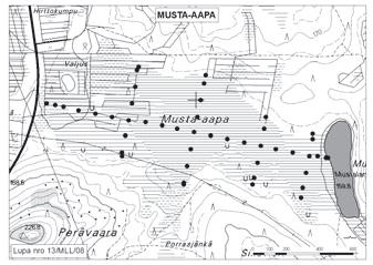 Matti Maunu, Jukka Räisänen ja Timo Hirvasniemi 15. Musta-aapa Musta-aapa (kl. 3641 07, x = 7407,9, y = 3521,8) sijaitsee noin 12 km Kemijärven keskustasta koilliseen.