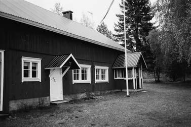 4 Karjalatalo Toiviainen on yksi tämän kesän kulttuurisuunnistuksen kohteista Huittisissa. N:o 11 Perjantaina 10. kesäkuuta 2011 Terveiset Vampulasta Virallisesti Vampulaa ei enää ole.