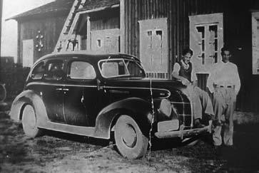 Vanhempamme olivat Viljo ja Alina Lankinen (os. Laukkanen). Kuvassa ovat Eero Henrik Lankinen (s. 15.9.1934, k. 6.5.1988), Meeri Tellervo Laitinen (os. Lankinen, s. 15.6.1936), Eevi Marjatta Nyman (os.