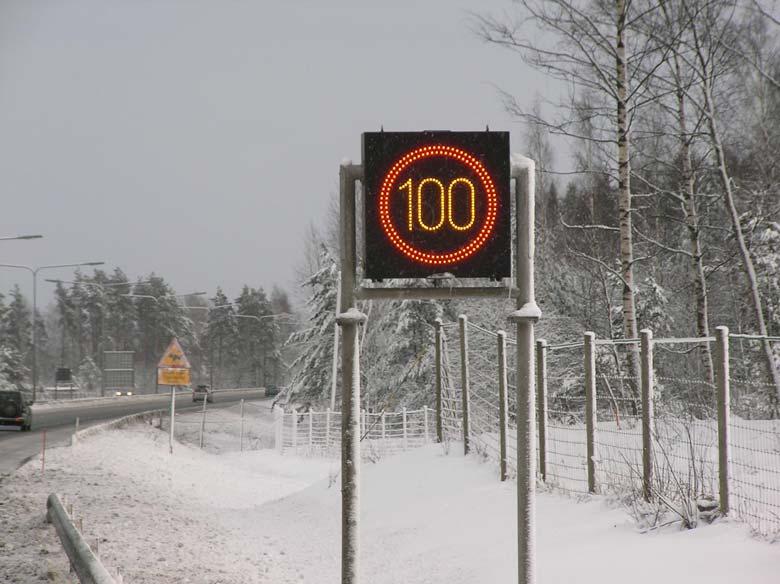 14 Telematiikan vaikutustutkimus valtatien 1 välillä Lohja-Kehä III JOHDANTO tua. Luotettavien vaikutusten arvioimiseksi tämä tutkimus tulisikin uusia n. 3-5 vuoden kuluessa.