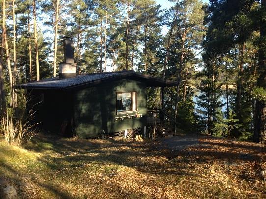Nosto Consulting Oy 7 (21) 2. La hto kohdat 2.1. Selvitys suunnittelualueen oloista Alueen yleiskuvaus Suunnittelualue on maastoltaan pääosin peltoa ja kallioista metsämaata.