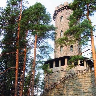 Kunnista löytyy lukuisia työ- ja koulutusmahdollisuuksia, mutta vain tunnin matka Etelä-Suomen suurimpiin kaupunkeihin mahdollistaa