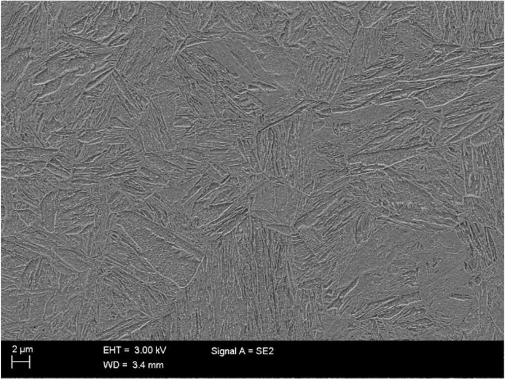 Martensiitin morfologia 22MnB5 Martensiitti - 22MnB5 (optinen mikroskooppi, 4 % Nital)