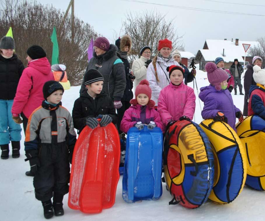 6 «Oma Mua» 19. tuhukuudu 2014»» urheilu Šuuri voitto Kalevalan jalkapalloilijat voitettih hopien kanšainväliseššä Snow Soccer. World Championships -kilpailušša.