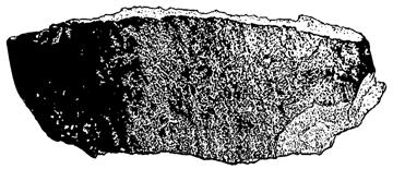 177 Liuske-esineen katkelma, 1 kpl, 16,1 g. X=209,72/Y=148,10/Z=60,13. Mitat: 59 mm x 23 mm x 8 mm.