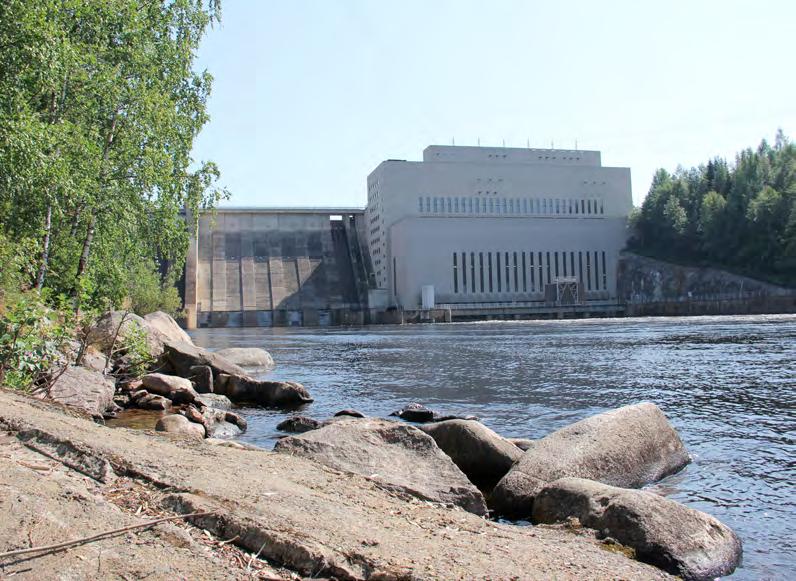 2. Pyhäkoski oli pudotuskorkeudeltaan maamme suurin koski. Sen luonnonkauneus ja jännittävä koskenlasku muodostivat Suomen ensimmäisen tuotteistetun matkailureitin huipentuman.