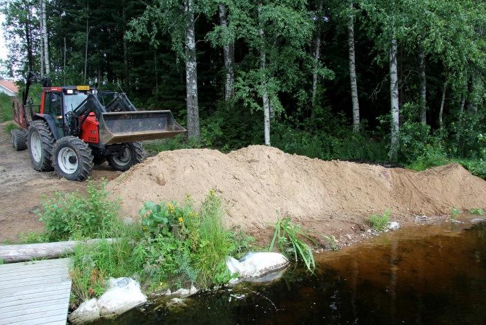 Samalla tavoitteena on ollut löytää pienelle järvelle soveliaita edullisia toiminta- ja työsovelluksia, joita voidaan toteuttaa rajallisella työvoimalla ja kalustolla. 2.