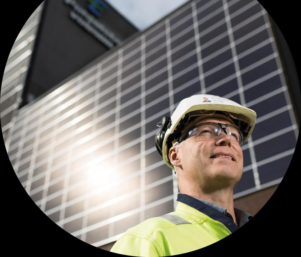 Energiantuottajasta palveluyhtiöksi Oulun Energia tuottaa vastuullisesti kodin, yritysten ja yhteiskunnan energiapalveluja Asiakas ja asiakastyytyväisyys ovat toimintamme keskiössä Vastataksemme