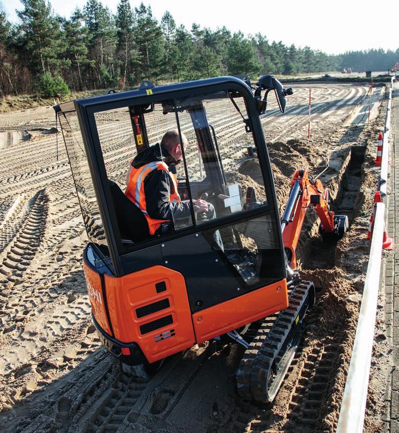 ZX19-5 SUORITUSKYKY Uusi ZAXIS-minikaivukonesarja on suunniteltu tarjoamaan vertaansa vailla olevaa suorituskykyä mitä erilaisimmissa kohteissa.