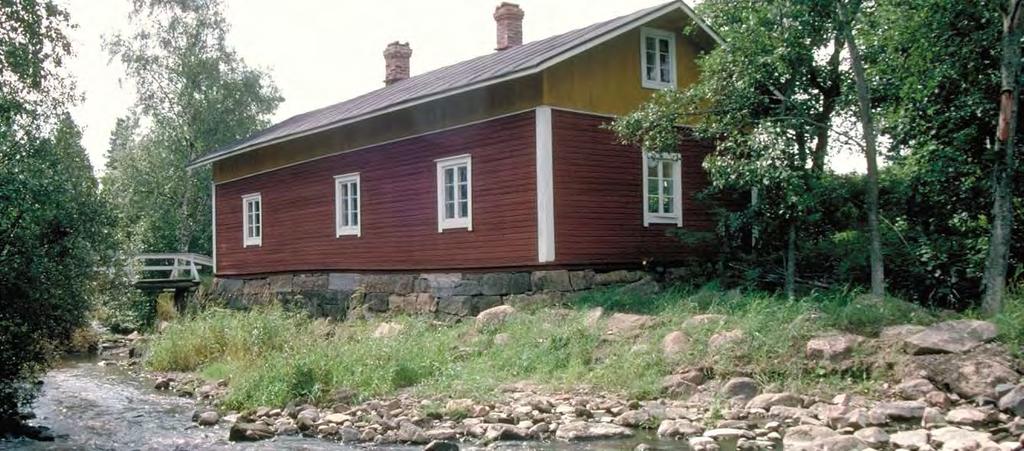 KOSKELANKOSKI Muistoja myllyajalta Koskelankoski, Pöytyä Koskelankoskella aistii vahvan tuulahduksen myllyhistoriaa. Idyllisellä koskialueella on säilytetty palanen myllyaikaa.