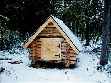 Pellojärven Pitkäniemeen rakennettiin vuonna 2004 toinen lintutorni.