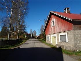 Vasemmalla Alasmaan tontti, jota rajaa