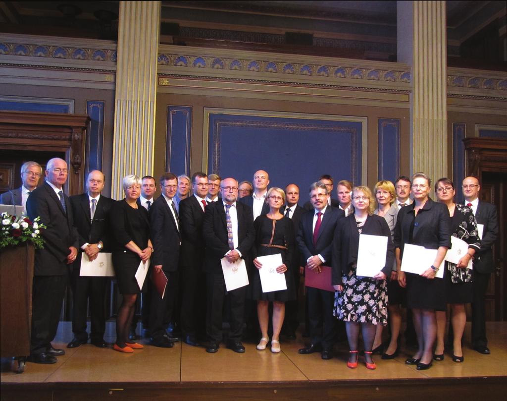 Suomalaiseen Tiedeakatemiaan valittiin vuosikokouksessa 11.4. yhteensä 31 uutta kotimaista jäsentä. The Annual Meeting on 11th April elected 31 new Finnish members.