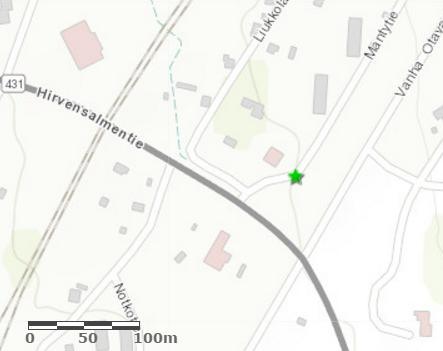 Männyn ikä on noin 200 vuotta, ja se on edelleen hyväkuntoinen. Puu on rauhoitettu sen erityisen suuren koon ja maisemallisen merkityksensä takia.