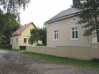 46 9.3. Kauriala Nykytilanne Kauriala on laaja esikaupunkialue, johon liittyy eri-ikäisiä aluekokonaisuuksia sekä monia merkittäviä julkisia rakennuksia.