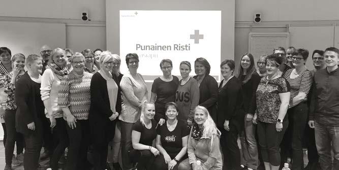 PUNAINEN RISTI ENSIAPU OY Punainen Risti Ensiapu Oy on aloittanut toimintansa PERTTI SAARELA PUNAINEN RISTI ENSIAPU aloitti toimintansa vakinai sen henkilöstön yhteisellä seminaarilla Nynäsissä 4. 5.