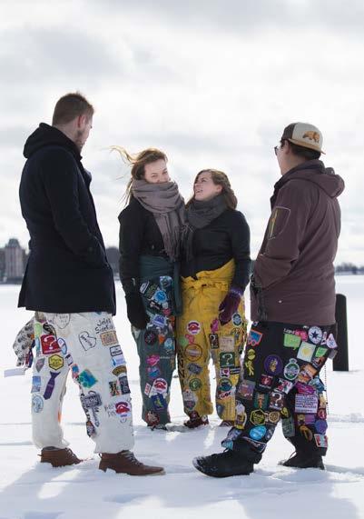 LY/VAPUEILOPU Hoitoala valkoinen Liiketalous vihreä Sosiaaliala keltainen Tekniikka musta OPISKELIJAN ELÄMÄÄ VAASASSA Opiskelu on elämän parasta aikaa eikä se ole vain sanonta!