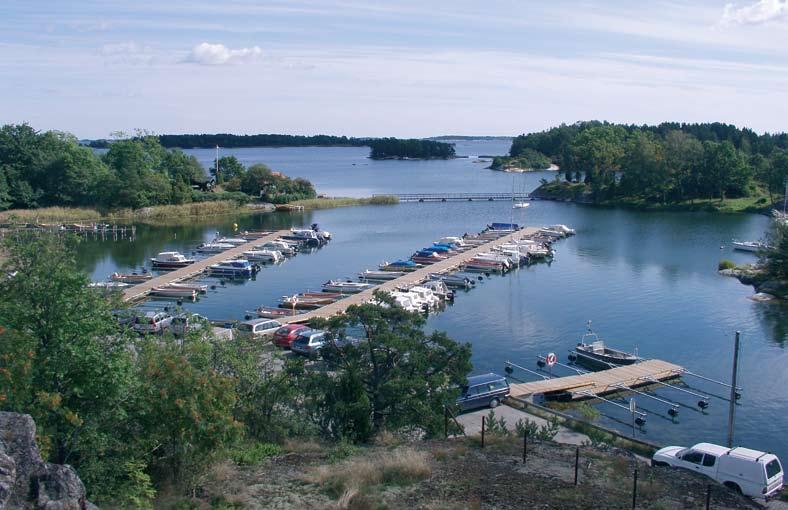 Venesatamat * Kuvien laitureissa voi olla lisävarusteita. Rakenna satama, johon veneet haluavat palata Venesataman tulee olla kokonaisuus, josta jokainen käyttäjä voi nauttia.