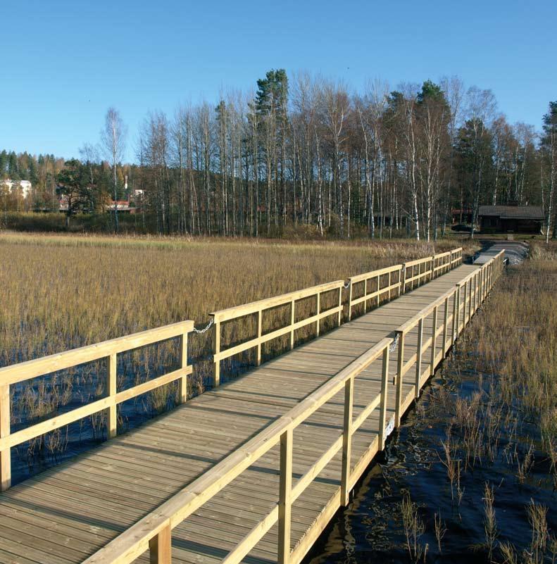 Millainen ponttoniratkaisu kelluvaan laituriin? Ponttoni vaihtoehdot Laakson Laiturit Oy on erikoistunut kelluvien laitureiden rakentamiseen.