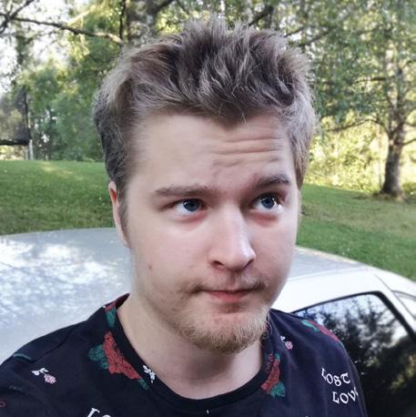 Niko, 20 Kuinka kauan olet ollut NÄKS:ssä? Olen ollut mukana alusta asti eli noin 7 vuotta. Onko sinulla jotain, mihin haluaisit vielä vaikuttaa NÄKS:n ajallasi?