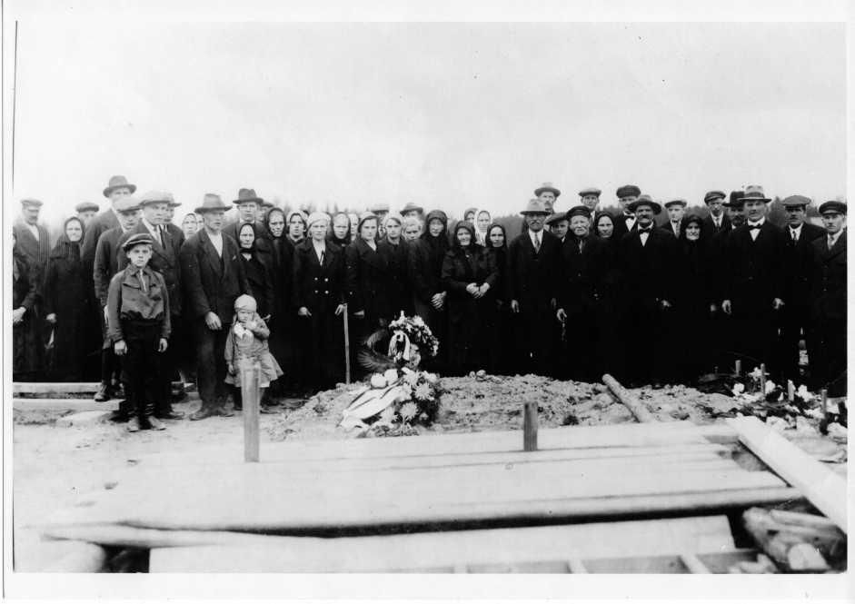 41 Fabian Impola, Hermanni Peuraniemi, Toivo Peuraniemi, tuntematon, tuntematon, Ville Kuusisto, Jalmari Peuraniemi, Ville Peuraniemi ja Vilho Ojansuu.