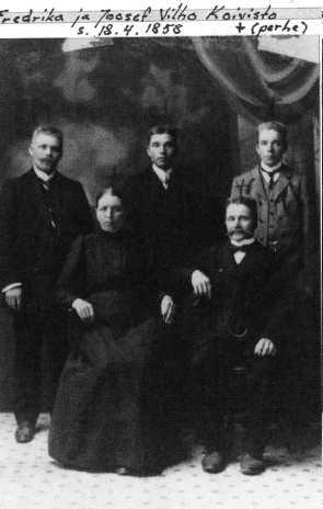 Koiviston torpanoikeudet siirtyivät 1880 vanhimmalle pojalle Josef Vilhelmille eli Villelle (s. 1858, k. 1937).