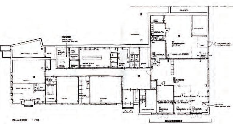 PERUSKORJAUKSET JA LAAJENNUKSET Vuoden 1976 peruskorjaus (arkkitehti Pentti Kauppila) Muutoksen pohjakerroksen poikittaisessa osassa: rakennettiin puutyöhuone, neuvotteluhuone ja sosiaalitilat