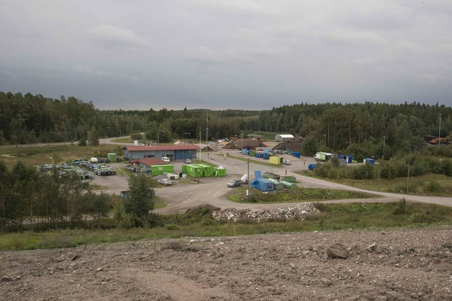 3/21 1 Yleistä Isosuon jätekeskus sijaitsee Naantalin, Raision ja Maskun raja-alueella. Etäisyys Raision keskustaan on linnuntietä 4 km ja maantietä 10 km.