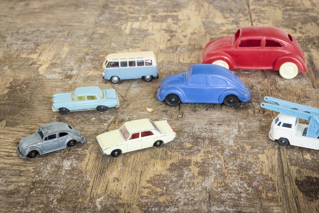 Meccano ja Märklin valmistivat rakennussarjoja, joiden osat olivat