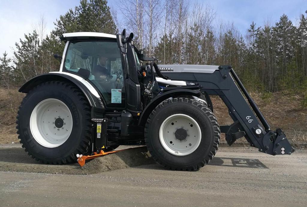 MACHINERY GROUP OY LEVYTIE 4 74510