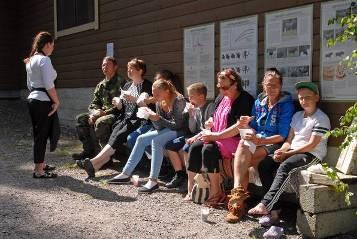 keskelle säännöstelyn, valvontakomission ja yhteiskunnan yleisen epävarmuuden aikaa.