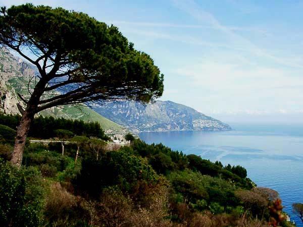 Amalfin rannikko 2 Sisilian kuningas