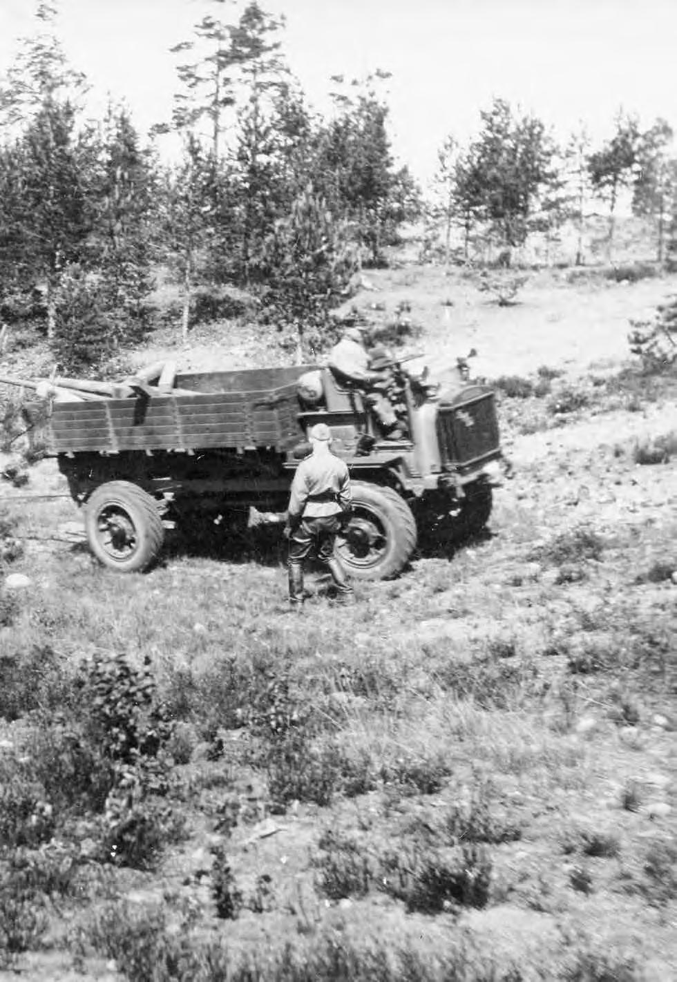 KEHITYSTYÖ ALKAA 1920-luvun alussa kokoontunut tykistökomitea esitti raskaiden tykkien määrän lisäämistä.