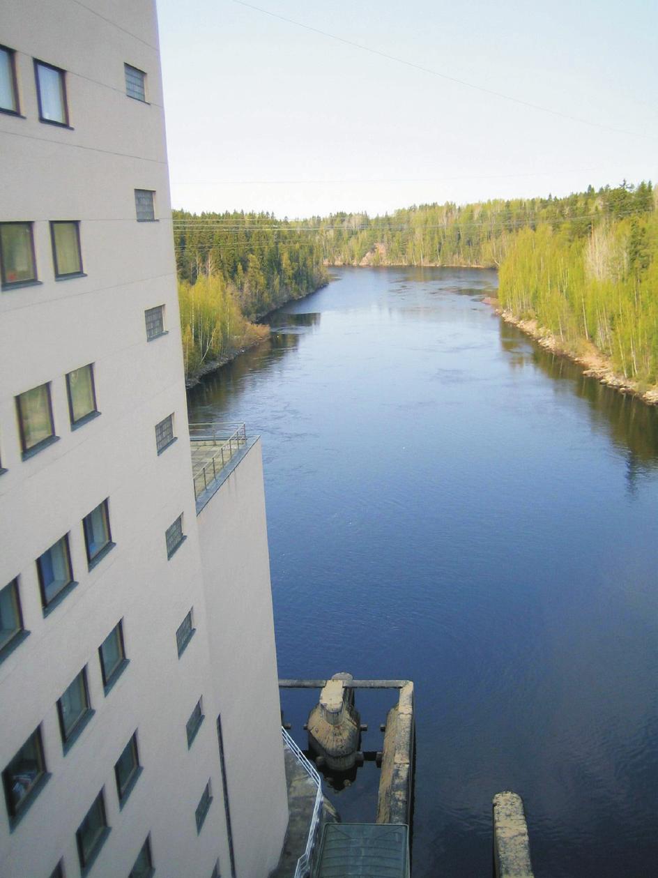 S. KANGASTALO MK-TOTSE 36 Mittavin OuKa-kehittämisvyöhykkeen yhteydessä valmistelluista hankkeista on Lohen palauttaminen Oulu- ja Lososinkajokiin. Siinä tutkitaan mm.