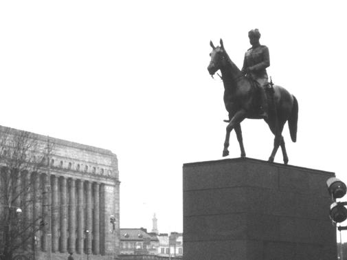 C. G. E. Mannerheim De la redaktoro Kia homo estis Carl Gustaf Emil Mannerheim, la plej granda finno?