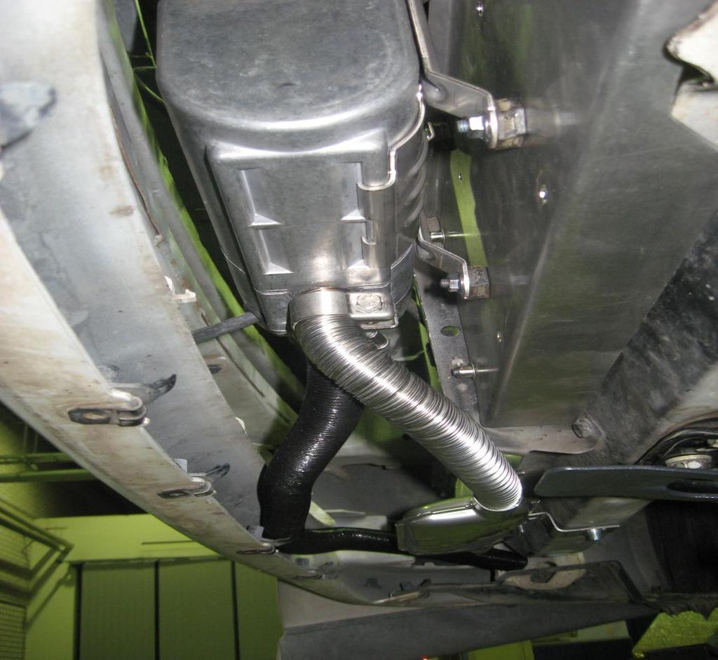 14 (28) 6 Akuston ja auton lämmitys ja jäähdytys Talvella latauksen aikana osa sähköstä käytetään akkujen lämmittämiseen akkulaatikoiden pohjassa olevien lämmitysvastusten avulla.