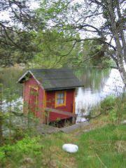 Huvilapalstoja muodostettiin nimillä Heinäpuro, Kalliola (1917 1918) ja Koivuranta (1900-luvun alku). Lisäksi Honkasaaressa ja Tervasaaressa on vanhat huvilat.