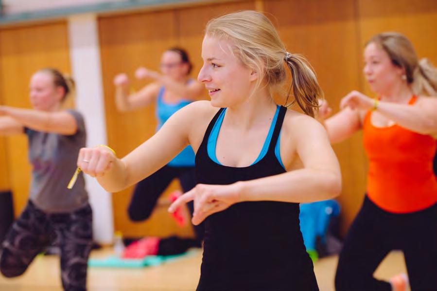 Voimisteluseurojen ohjaajille Valmistunteja, liikeideoita, kohtaamisia Ilmoita itse Etsi, myy ja osta -palstalla Kevään Convention la 10.2.