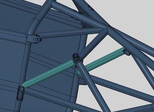 15 3.2 Skannauksen vertaaminen CAD-malliin Rungon digitoinnin jälkeen vuorossa oli skannatun rungon laittaminen Catialla suunnitellun 3D-mallin kanssa päällekkäin ja niiden vertaaminen toisiinsa.