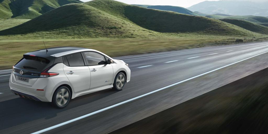 Kulje kaikkialle Uudella Nissan LEAF 100 % sähköautolla ajettaessa ei synny lainkaan hiilidioksidipäästöjä. Aja kauemmas uuden LEAFin 40 kwh akulla.