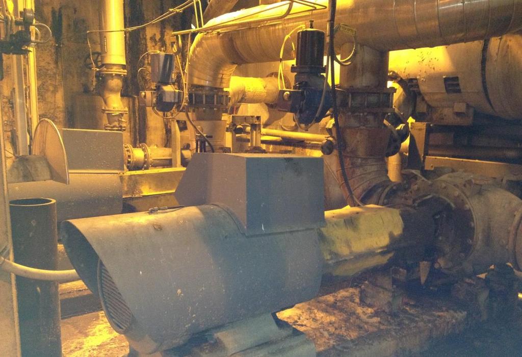 32 (41) Kuva 28. PU-9034 ja PU- 9033 painepuolen linjojen kytkentä Nykyisellä juoksupyörällä yhden pumpun tuotto ei tällä hetkellä riitä koko kulutusta kattamaan.