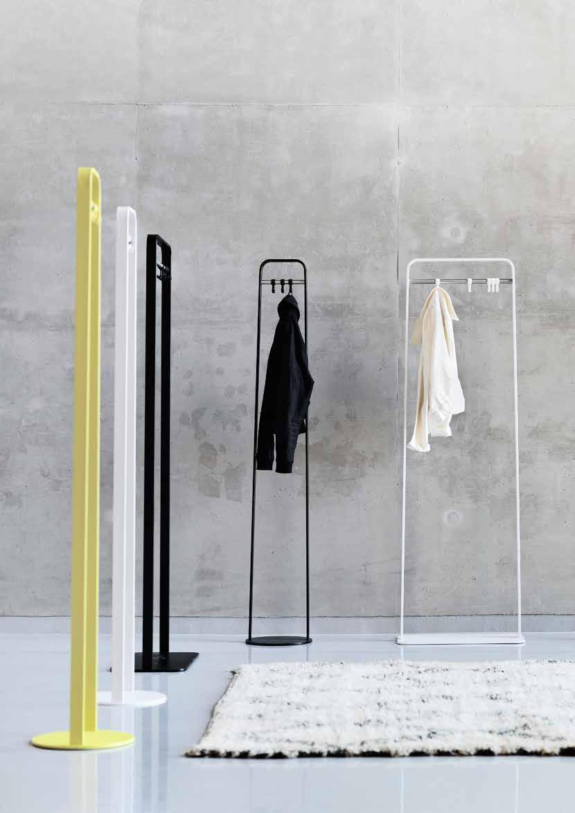 Materiaali: teräs. Värit: maalattu valkoinen, musta tai keltainen Material: stål. Färger: vit, svart, gul. Material: steel. Colours: painted white, black or yellow.