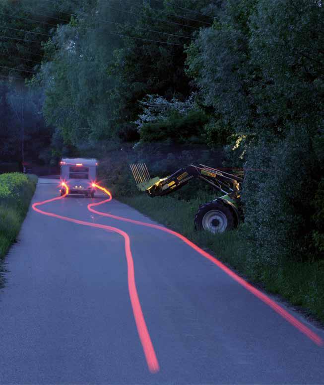 Siitä löytyy muutamia mielenkiintoisia vaunusi vakiovarustusta täydentäviä varusteita: Heilahduksen vaimennin Heilahduksen vaimennin toimii rekka-autojen ESP:n tapaan vaimentaen pehmeästi vaunun